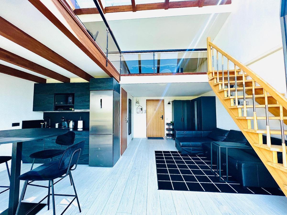 Sea & Sunset View Apartment In Паланга Екстериор снимка